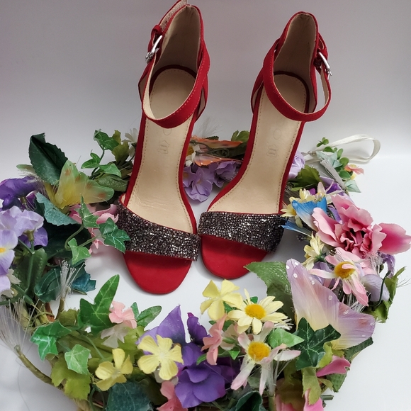 Aldo Red Sparkle Shoes - Picture 3 of 12